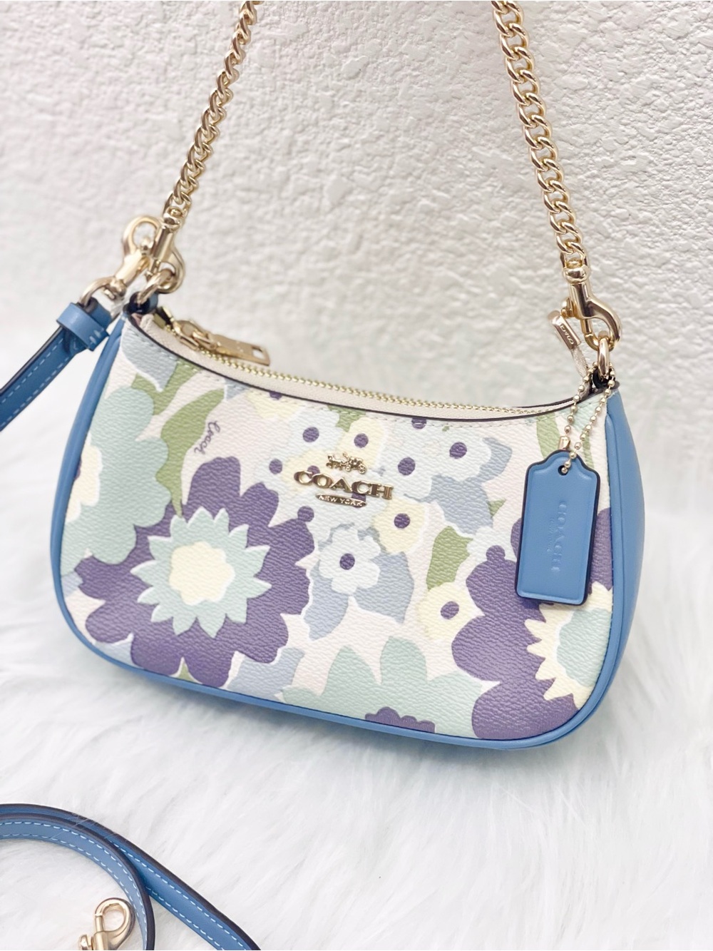 NWT Coach CBG63 Teri Mini Crossbody Bag With Floral Print Gold/Blue Bell Multi